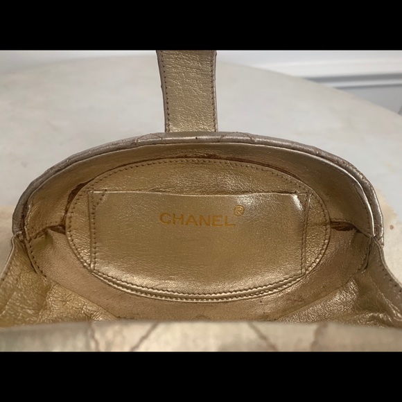 Auth Chanel Vintage Gold Leather Evening Clutch - Picture 10 of 16